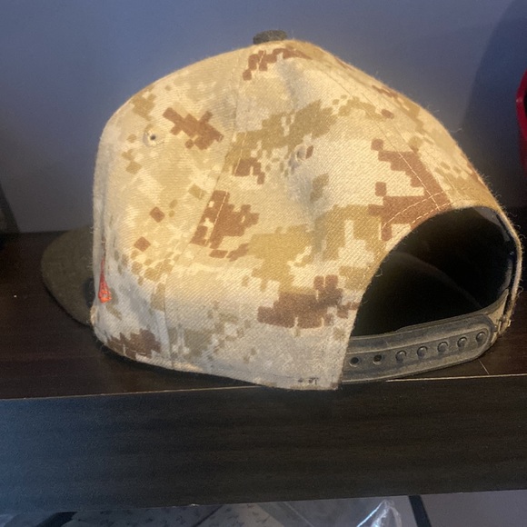 Giants SnapBack - Picture 3 of 5